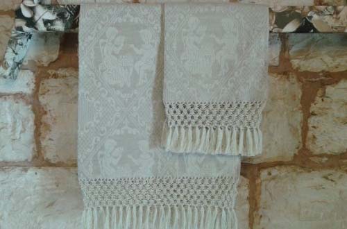 The art of macramè on curtains